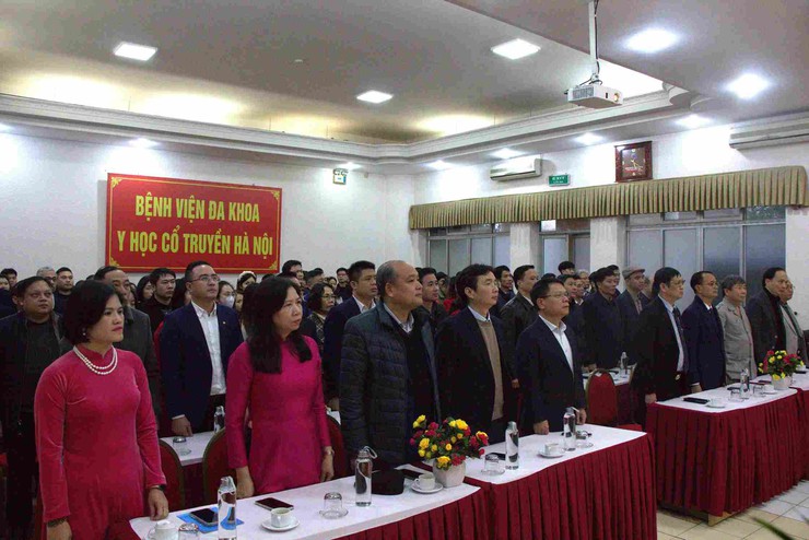 Bệnh viện đa khoa Y Học Cổ Truyền Hà Nội kỷ niệm 70 năm Ngày Thầy thuốc Việt Nam- Ảnh 1.