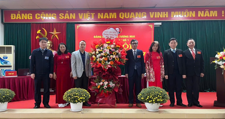 cấp ủy 23 chi bộ thuộc Đảng bộ phường Tương Mai nhiệm kỳ 2025 - 2027- Ảnh 1.