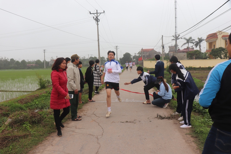  Ngày chạy Olympic "Vì sức khỏe toàn dân" và giải kiểm tra chạy phổ thông năm 2025- Ảnh 6.
