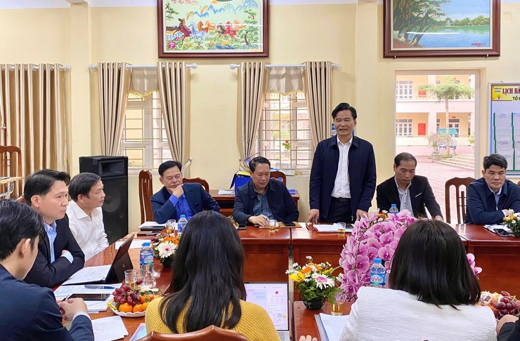 Trường THCS Sơn Công đón đoàn đánh giá ngoài của Sở Giáo dục và đào tạo Hà Nội về khảo sát chính thức kiểm định chất lượng giáo dục và chuẩn quốc gia- Ảnh 4.