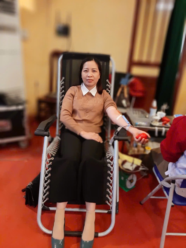 Bông hoa tiêu biểu trong việc “Học tập và làm theo tư tưởng, đạo đức, phong cách Hồ Chí Minh” - Ảnh 2.