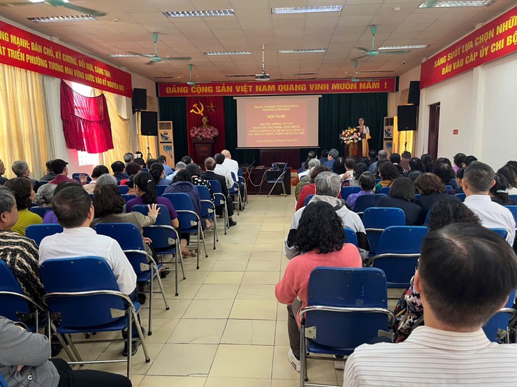 Hội nghị truyền thông tư vấn chăm sóc sức khỏe chủ động, tầm soát phát hiện ung thư sớm cho nhân dân phường Tương Mai- Ảnh 1.