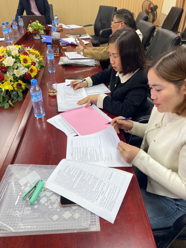 Kiểm tra công tác quản lý vốn vay của các Hội, đoàn thể, tổ tiết kiệm và vay vốn xã Phú Cát- Ảnh 4.