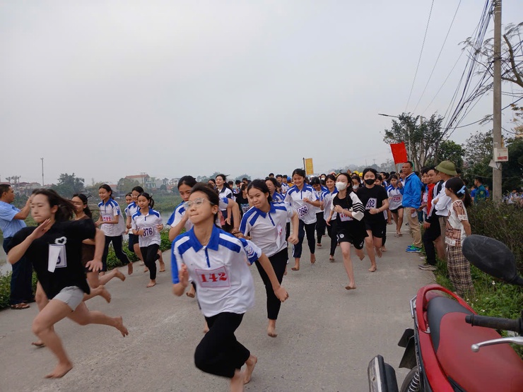 Đại Xuyên tổ chức Lễ phát động ngày chạy Olympic vì sức khỏe toàn dân và kiểm tra chạy phổ thông năm 2025- Ảnh 3.