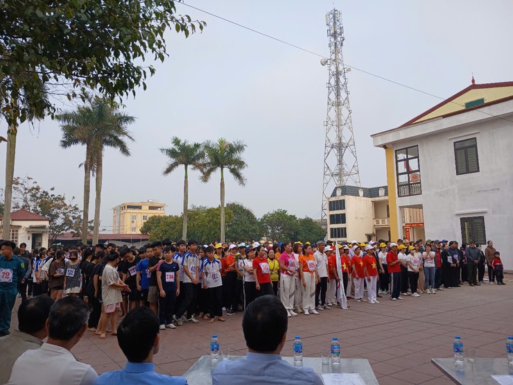 Đại Xuyên tổ chức Lễ phát động ngày chạy Olympic vì sức khỏe toàn dân và kiểm tra chạy phổ thông năm 2025- Ảnh 1.