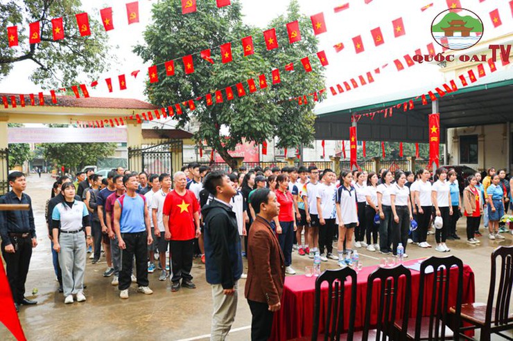 Gần 200 vận động viên xã Hoà Thạch hưởng ứng Ngày chạy Olympic vì sức khỏe toàn dân năm 2025- Ảnh 1.