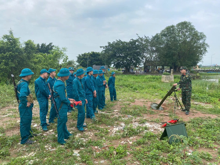 DÂN QUÂN TỰ VỆ VIỆT NAM - 90 NĂM XÂY DỰNG, CHIẾN ĐẤU VÀ TRƯỞNG THÀNH- Ảnh 13.