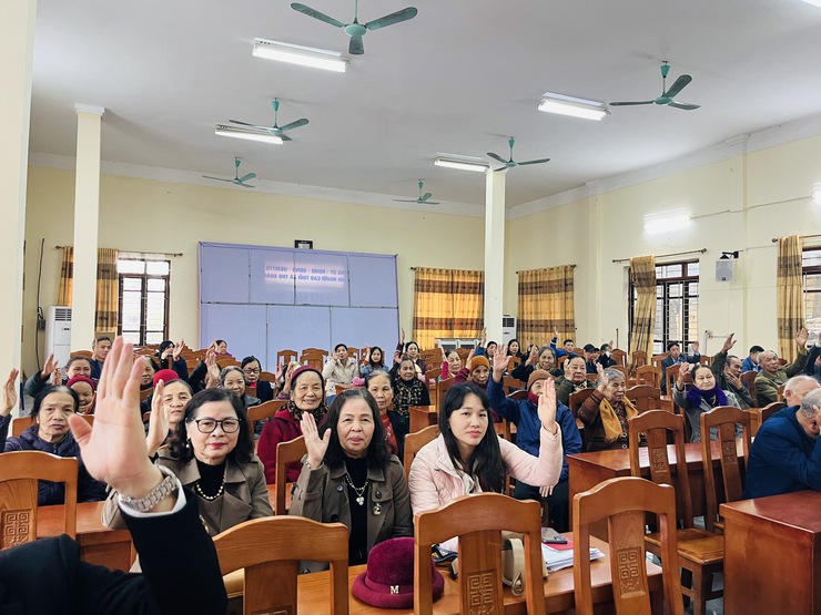 UBND phối hợp với Ủy ban MTTQ Việt Nam xã tổ chức Hội nghị đại biểu nhân dân, bàn việc xây dựng đời sống văn hóa ở cơ sở năm 2025- Ảnh 9.
