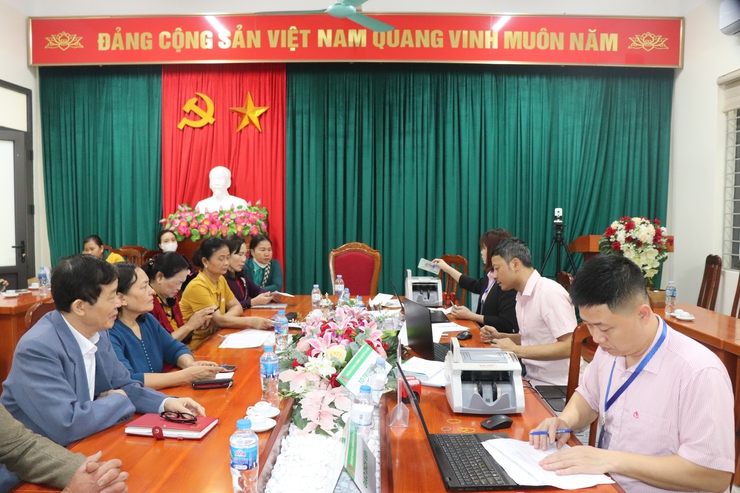               Hiệu quả nguồn vốn vay ưu đãi từ Ngân hàng 
                                Chính sách xã hội huyện - Ảnh 5.