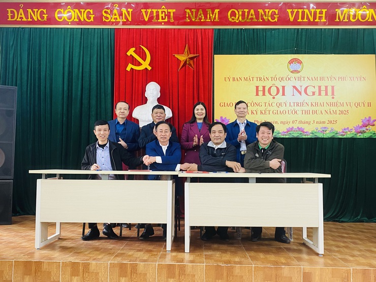 MTTQ huyện  tổ chức hội nghị sơ kết công tác Mặt trận Quý I, triển khai nhiệm vụ trọng tâm Quý II/ 2025- Ảnh 5.