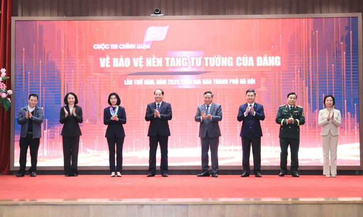     Thành uỷ Hà Nội: Phát động Cuộc thi chính luận về bảo vệ nền tảng tư tưởng của Đảng  lần thứ V năm 2025- Ảnh 4.