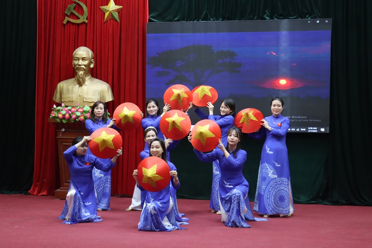 Cụm đoàn TTPX - Tân Dân ra quân Tháng Thanh niên năm 2025, phát động đợt thi đua cao điểm chào mừng Đại hội Đảng các cấp nhiệm kỳ 2025-2030- Ảnh 4.