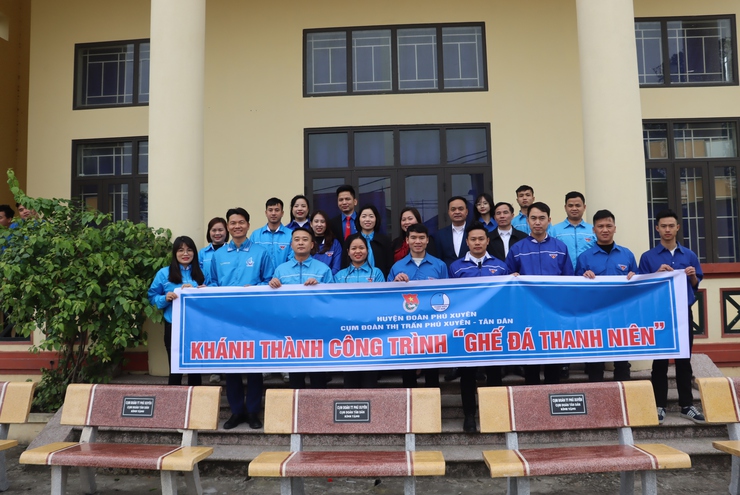 Cụm đoàn TTPX - Tân Dân ra quân Tháng Thanh niên năm 2025, phát động đợt thi đua cao điểm chào mừng Đại hội Đảng các cấp nhiệm kỳ 2025-2030- Ảnh 9.