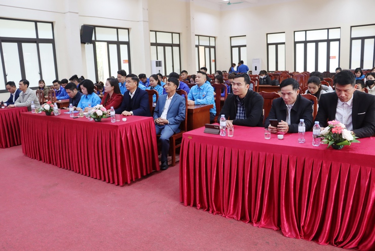 Cụm đoàn TTPX - Tân Dân ra quân Tháng Thanh niên năm 2025, phát động đợt thi đua cao điểm chào mừng Đại hội Đảng các cấp nhiệm kỳ 2025-2030- Ảnh 2.