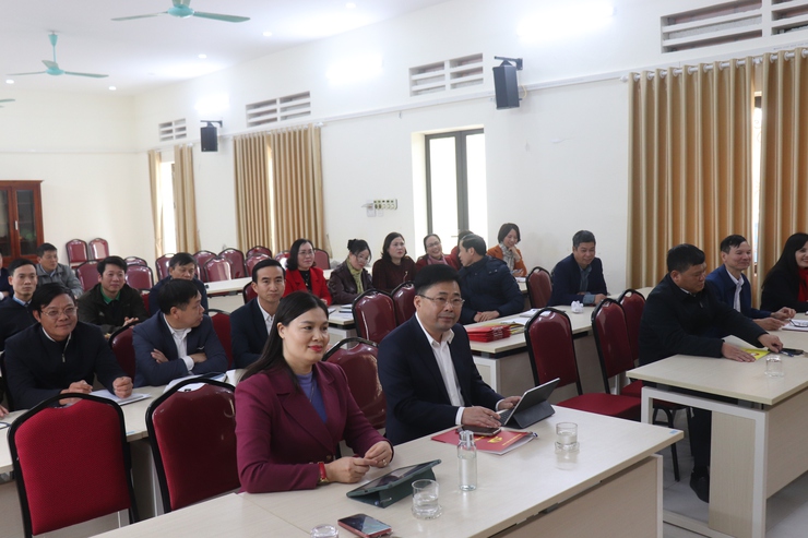 MTTQ huyện  tổ chức hội nghị sơ kết công tác Mặt trận Quý I, triển khai nhiệm vụ trọng tâm Quý II/ 2025- Ảnh 1.