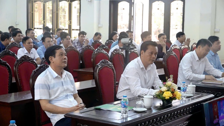 Tổ đại biểu Quốc hội thành phố Hà Nội tiếp xúc cử tri trước Kỳ họp thứ 9, Quốc hội khóa XV- Ảnh 2.