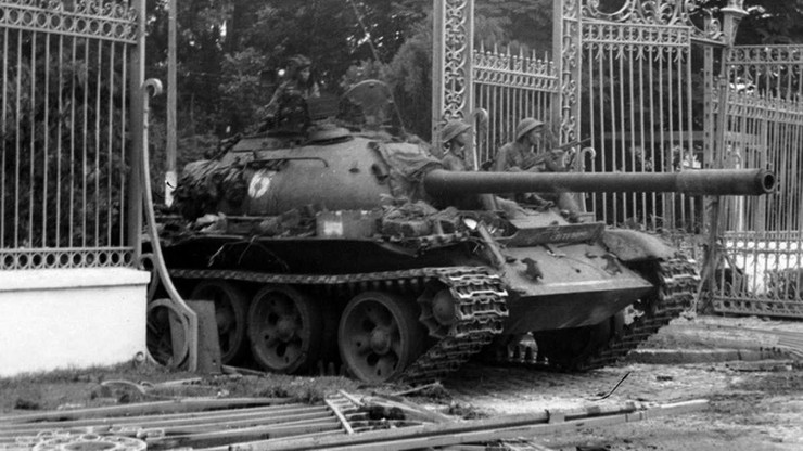 Nhiệt liệt chào mừng 50 năm Ngày Giải phóng miền Nam, thống nhất đất nước (30/4/1975 - 30/4/2025)!- Ảnh 1.