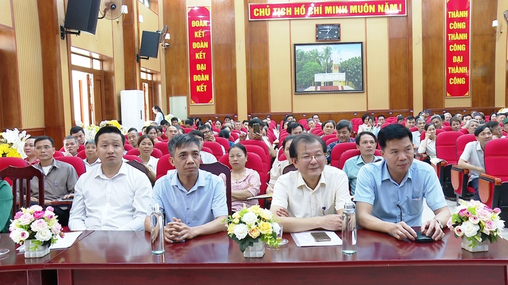 Diễn đàn khuyến nông @Nhịp cầu nhà nông huyện Ứng Hoà năm 2025.- Ảnh 1.