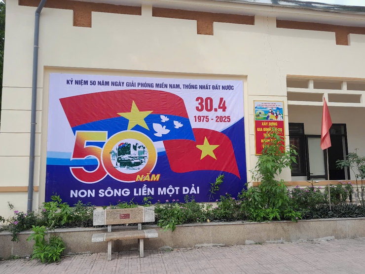 Kỷ niệm 50 năm Ngày Giải phóng miền Nam, thống nhất đất nước: Đại thắng mùa Xuân năm 1975 - Sức mạnh Việt Nam, tầm vóc thời đại!- Ảnh 2.