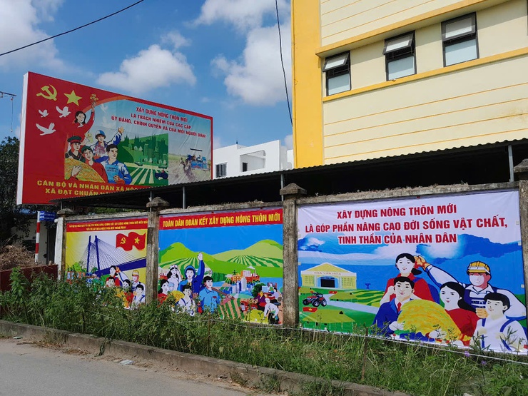 Xã Hòa Phú đạt chuẩn nông thôn mới kiểm mẫu - Ảnh 8.