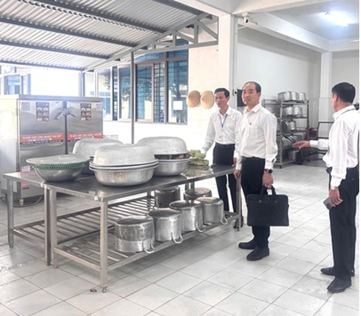 Sở Y tế Hà Nội làm việc với Trung tâm chăm sóc và phục hồi chức năng bệnh nhân tâm thần số 2: Tháo gỡ khó khăn, định hướng phát triển bền vững- Ảnh 2.
