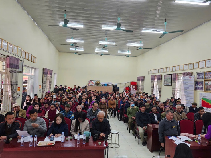 XÃ PHƯỢNG DỰC TUYÊN TRUYỀN VỆ VIỆC TỔ CHỨC LẤY Ý KIẾN NHÂN DÂN VỀ ĐỀ ÁN SẮP XẾP ĐƠN VỊ HÀNH CHÍNH CẤP XÃ- Ảnh 1.