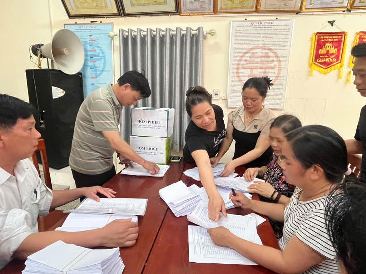 Thị trấn Quốc Oai hoàn thành việc tổ chức lấy ý kiến nhân dân về sắp xếp đơn vị hành chính cấp xã trên địa bàn TP Hà Nội- Ảnh 2.