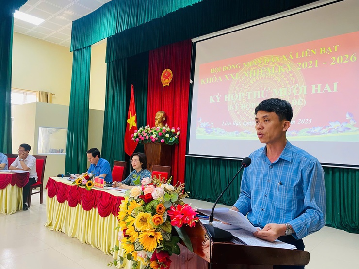 HĐND XÃ LIÊN BẠT TỔ CHỨC KỲ HỌP THỨ 12 (Kỳ họp chuyên đề)- Ảnh 2.
