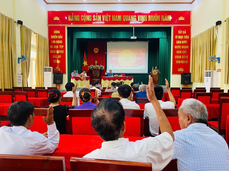 HĐND XÃ LIÊN BẠT TỔ CHỨC KỲ HỌP THỨ 12 (Kỳ họp chuyên đề)- Ảnh 5.