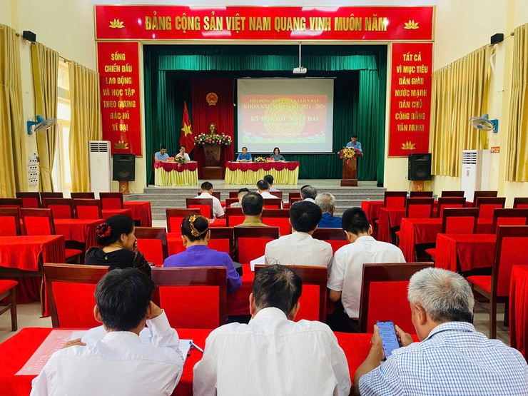HĐND XÃ LIÊN BẠT TỔ CHỨC KỲ HỌP THỨ 12 (Kỳ họp chuyên đề)- Ảnh 1.