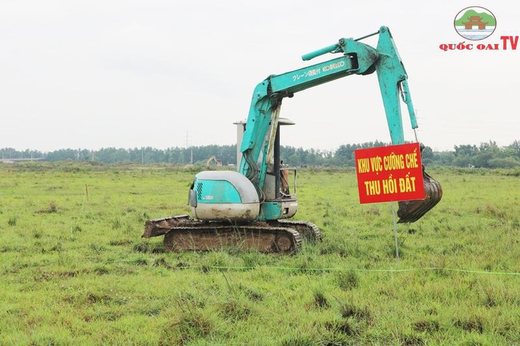 Quốc Oai tổ chức cưỡng chế thu hồi đất phục vụ Dự án Khu đô thị và dịch vụ phía Tây Quốc Oai- Ảnh 2.