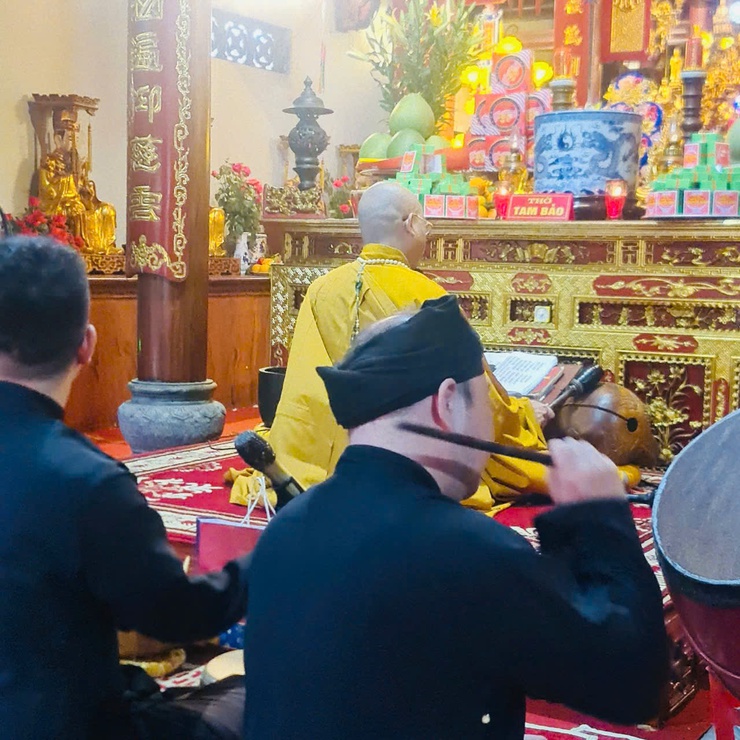 Lễ giỗ tổ chùa Thúy Lĩnh, phường Lĩnh Nam- Ảnh 1.