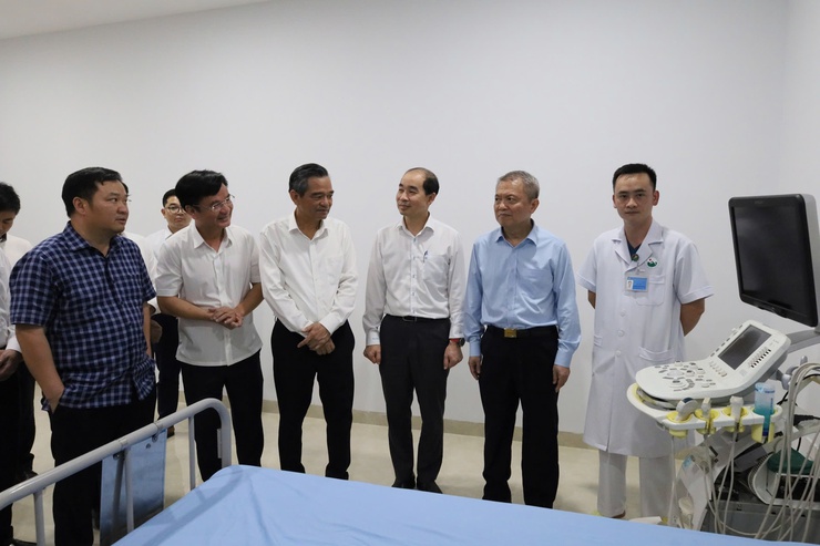 Bệnh viện đa khoa Ba Vì khai trương Đơn nguyên Nội Tim mạch - Lão học- Ảnh 4.