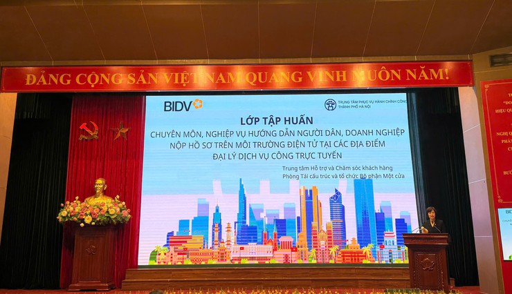 Tập huấn nghiệp vụ hướng dẫn nộp hồ sơ dịch vụ công trực tuyến cho hơn 300 cán bộ, nhân viên BIDV- Ảnh 1.