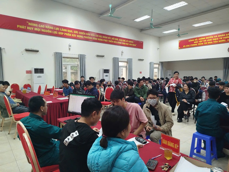 Phường Vĩnh Hưng tổ chức đăng ký nghĩa vụ quân sự, quân nhân dự bị và dân quân tự vệ - Ảnh 4.