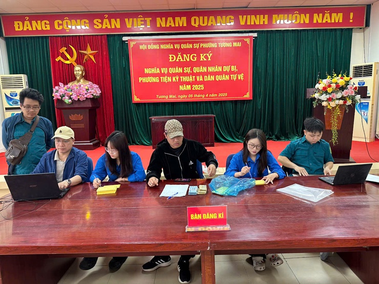 Phường Tương Mai tổ chức đăng ký nghĩa vụ quân sự, quân nhân dự bị động viên, phương tiện kỹ thuật và Dân quân tự vệ năm 2025- Ảnh 2.