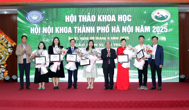 Bệnh viện Đa khoa Ba Vì đẩy mạnh hợp tác và nghiên cứu khoa học trong lĩnh vực Nội khoa- Ảnh 5.