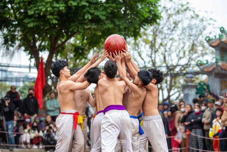 Nét đẹp văn hóa phi vật thể lễ hội vật cầu phường Lĩnh Nam, quận Hoàng Mai, Hà Nội

- Ảnh 4.