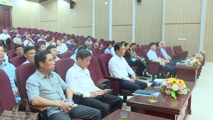 UBND huyện Ứng Hoà: sơ kết sản xuất nông nghiệp 4 tháng đầu năm 2025 và Tổng kết công tác PCTT và TKCN năm 2024.- Ảnh 1.