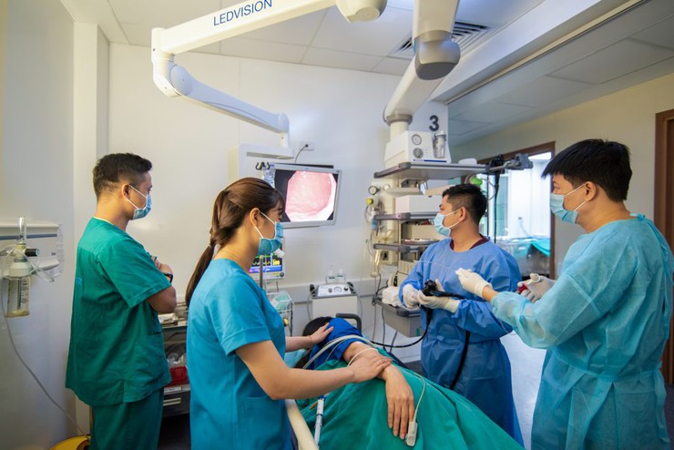 Bệnh viện đa khoa Xanh Pôn: Phát thuốc 2 tháng/lần cho bệnh nhân BHYT- Ảnh 1.