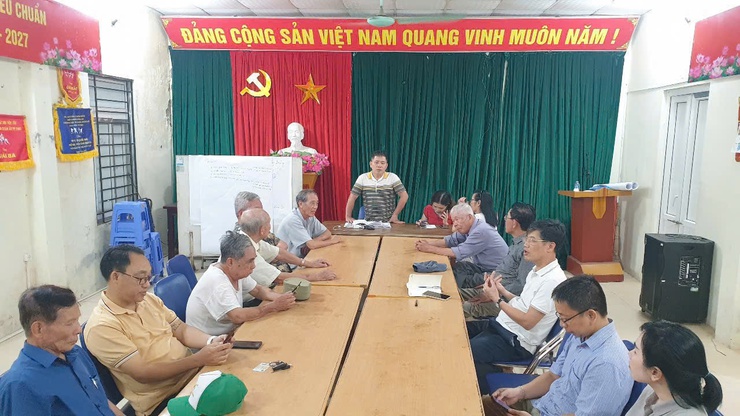 Phường Lĩnh Nam tổ chức lấy ý kiến nhân dân tham gia dự thảo Nghị quyết sửa đổi, bổ sung một số điều của Hiến pháp năm 2013- Ảnh 3.
