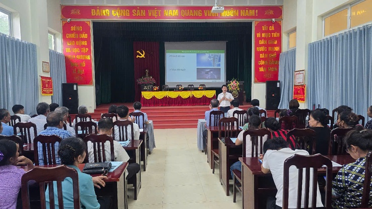 Diễn đàn khoa học giới thiệu tiến bộ kỹ thuật, công nghệ mới về sản xuất giống và nuôi thuỷ sản- Ảnh 4. Diễn đàn khoa học giới thiệu tiến bộ kỹ thuật, công nghệ mới về sản xuất giống và nuôi thuỷ sản- Ảnh 4.