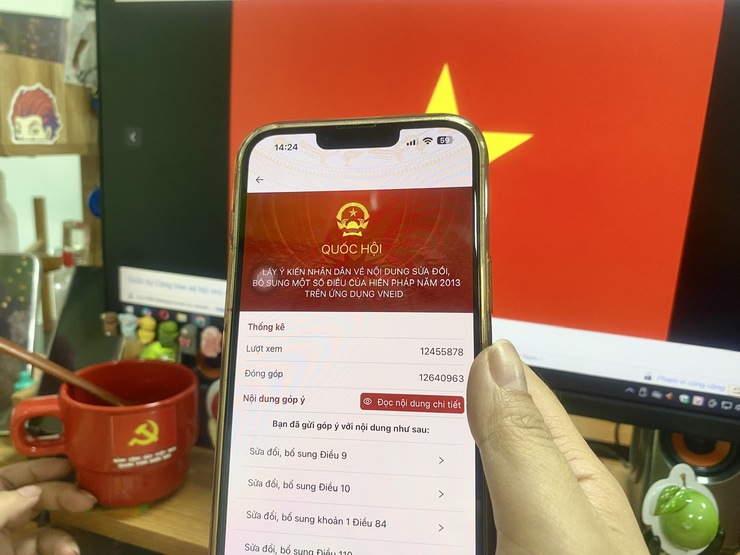 100% cán bộ, công chức, viên chức ngành Y tế Hà Nội tham gia góp ý Hiến pháp qua VNeID- Ảnh 1.