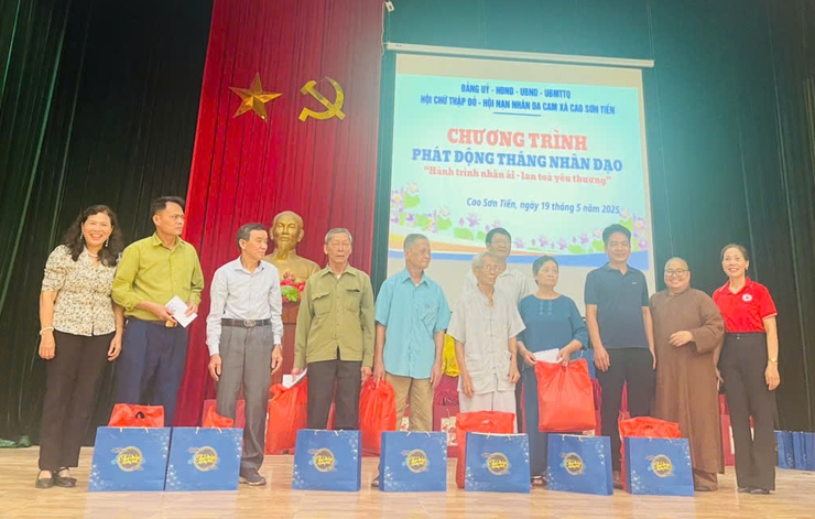 Hội CTĐ Cao Sơn Tiến phát động tháng nhân đạo năm 2025- Ảnh 1.