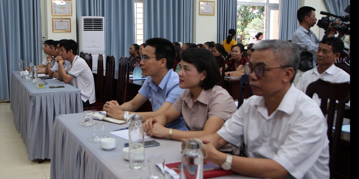 Diễn đàn khoa học giới thiệu tiến bộ kỹ thuật, công nghệ mới về sản xuất giống và nuôi thuỷ sản- Ảnh 1. Diễn đàn khoa học giới thiệu tiến bộ kỹ thuật, công nghệ mới về sản xuất giống và nuôi thuỷ sản- Ảnh 1.