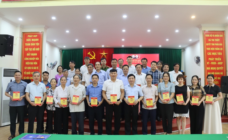 Tri Thủy: Ra mắt cuốn sách “Lịch sử Đảng bộ xã Tri Thủy, giai đoạn 1930 – 2025”- Ảnh 7.
