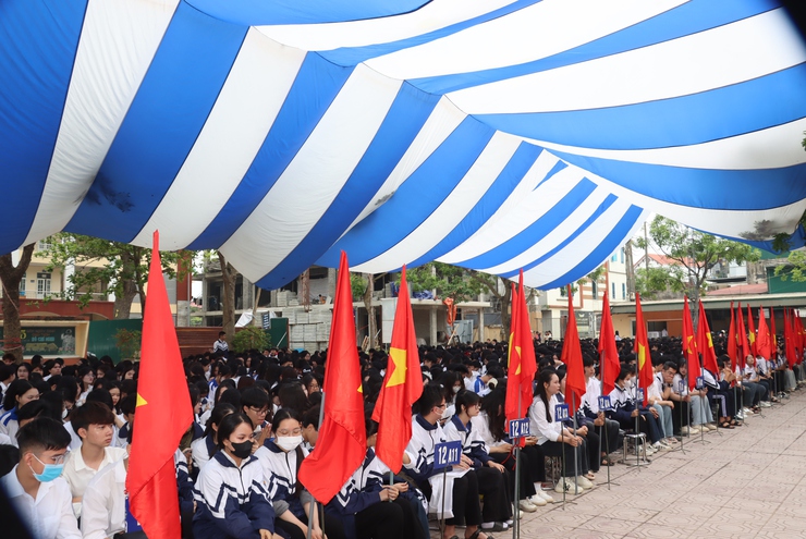 Trường THPT Phú Xuyên A tổ chức tổng kết năm học 2024 - 2025- Ảnh 2.