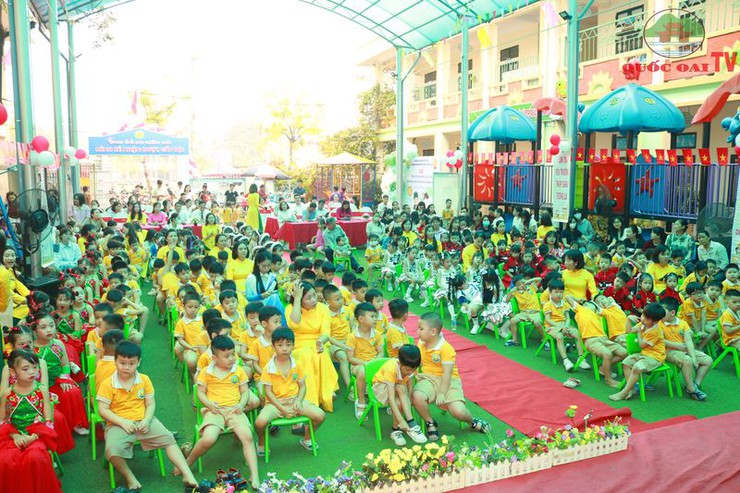 Trường Mầm non Huyện Quốc Oai vinh dự được nhận Huân chương Lao động Hạng Ba- Ảnh 2.
