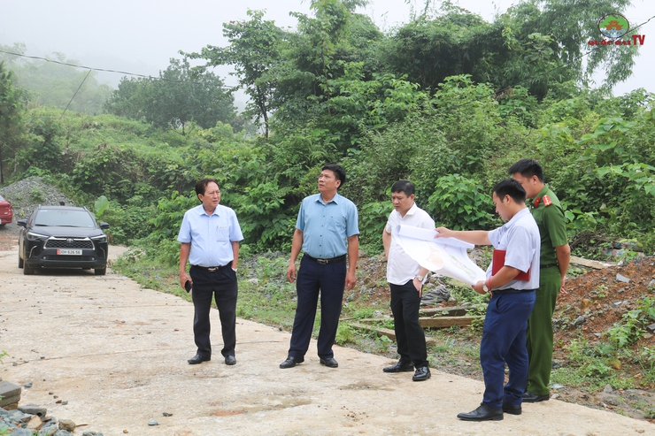 Tổ công tác số 2 tăng cường kiểm tra công tác quản lý đất đai, trật tự xây dựng trên các địa bàn xã- Ảnh 6.