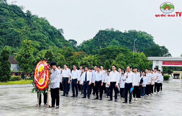 Trung tâm Giáo dục Nghề Nghiệp – Giáo dục Thường xuyên huyện đứng thứ 2 Thành phố về kết quả thi học sinh giỏi các môn văn hóa- Ảnh 1.